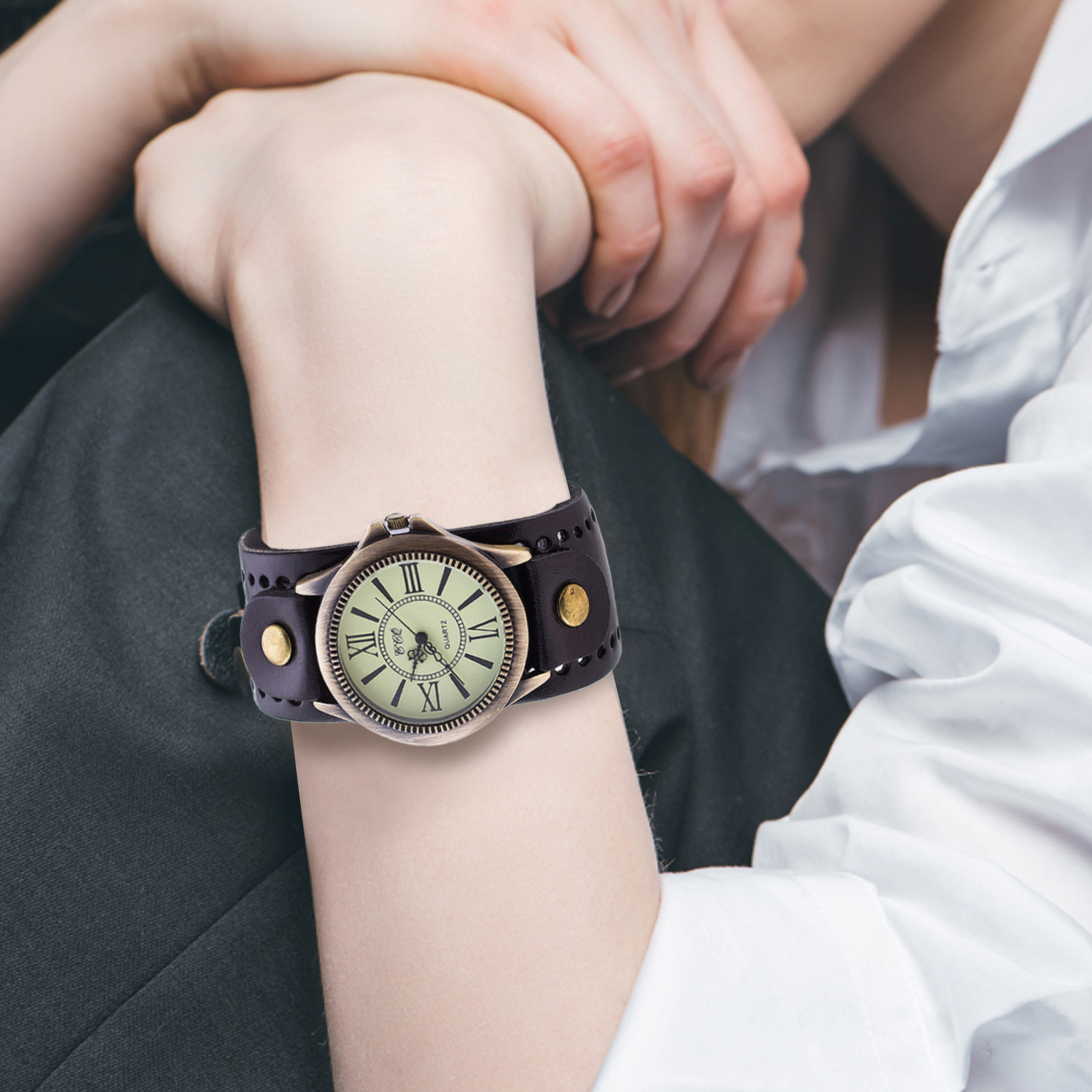 Vintage Collectible Watches - Punk Retro Leather Watch Roman Font