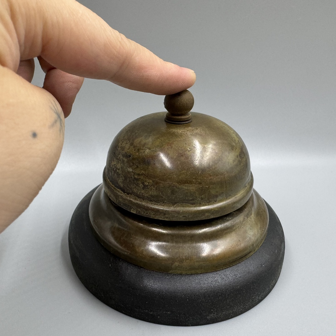 Chinese folk antiques vintage  - Vintage Collectible Bells 评论和价格