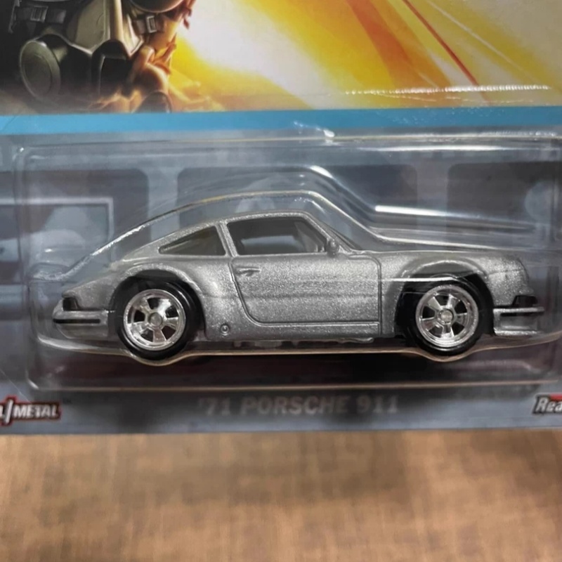 Hot Wheels Premium Pop Culture - Vintage Collectible Guns 评论和价格