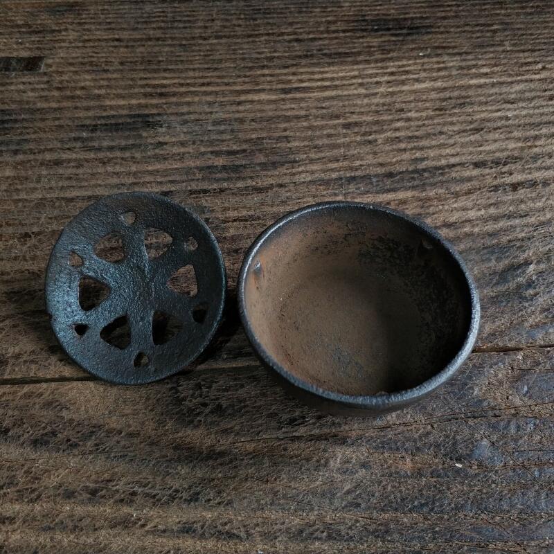 Antique Collect Iron incense b - Vintage Collectible Accessories 评论和价格
