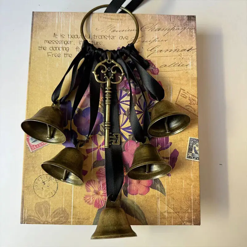 Witch Style Vintage Key with S - Vintage Collectible Bells 评论和价格