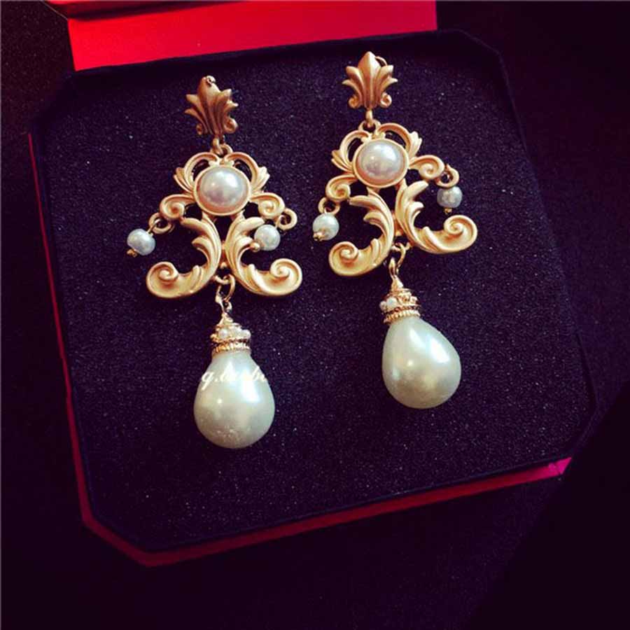 Retro Luxury Baroque Bride Ear - Vintage Collectible Figures 评论和价格