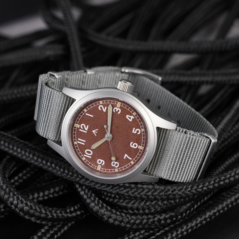 Militado ML12B Mens Watch VH31 - Vintage Collectible Watches 评论和价格